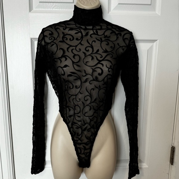 Vintage Fredericks of Hollywood sheer mesh bodysuit! - Picture 4 of 4